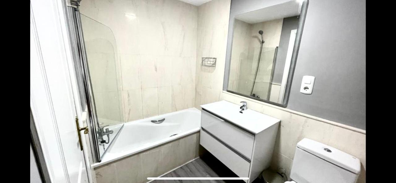 Mi Capricho 2B1 Beachfront Complex-Apartment Beachside With Sea Views Sitio de Calahonda المظهر الخارجي الصورة