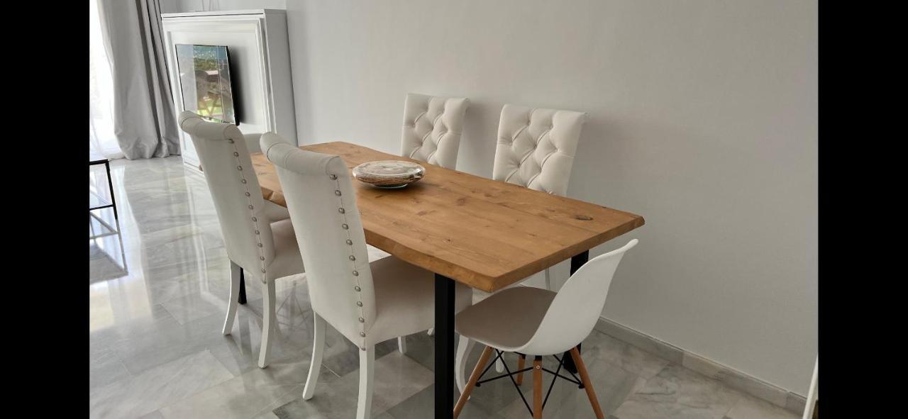 Mi Capricho 2B1 Beachfront Complex-Apartment Beachside With Sea Views Sitio de Calahonda المظهر الخارجي الصورة